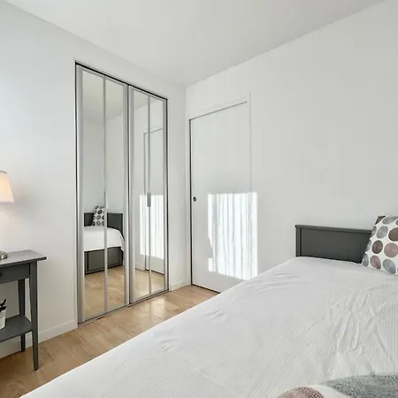 T3 Cosy Renove - Terrasse - Face A L'ocean Apartment *