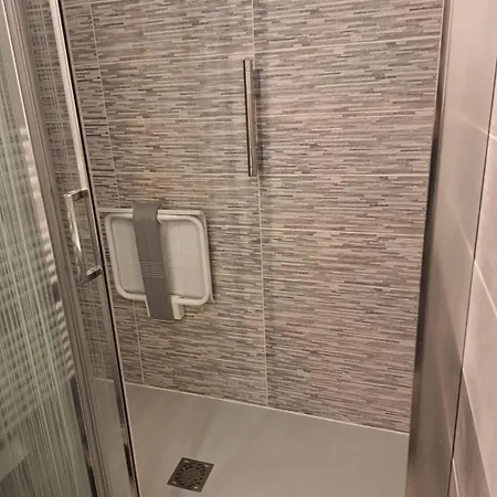 T3 Cosy Renove - Terrasse - Face A L'ocean Apartment *